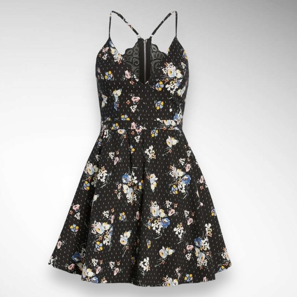 LOVE, NICKIE LEW Dresses & Skirts - LOVE, NICKIE LEW Black Floral Spaghetti Strap Mini Skater Dress Size Small } EUC